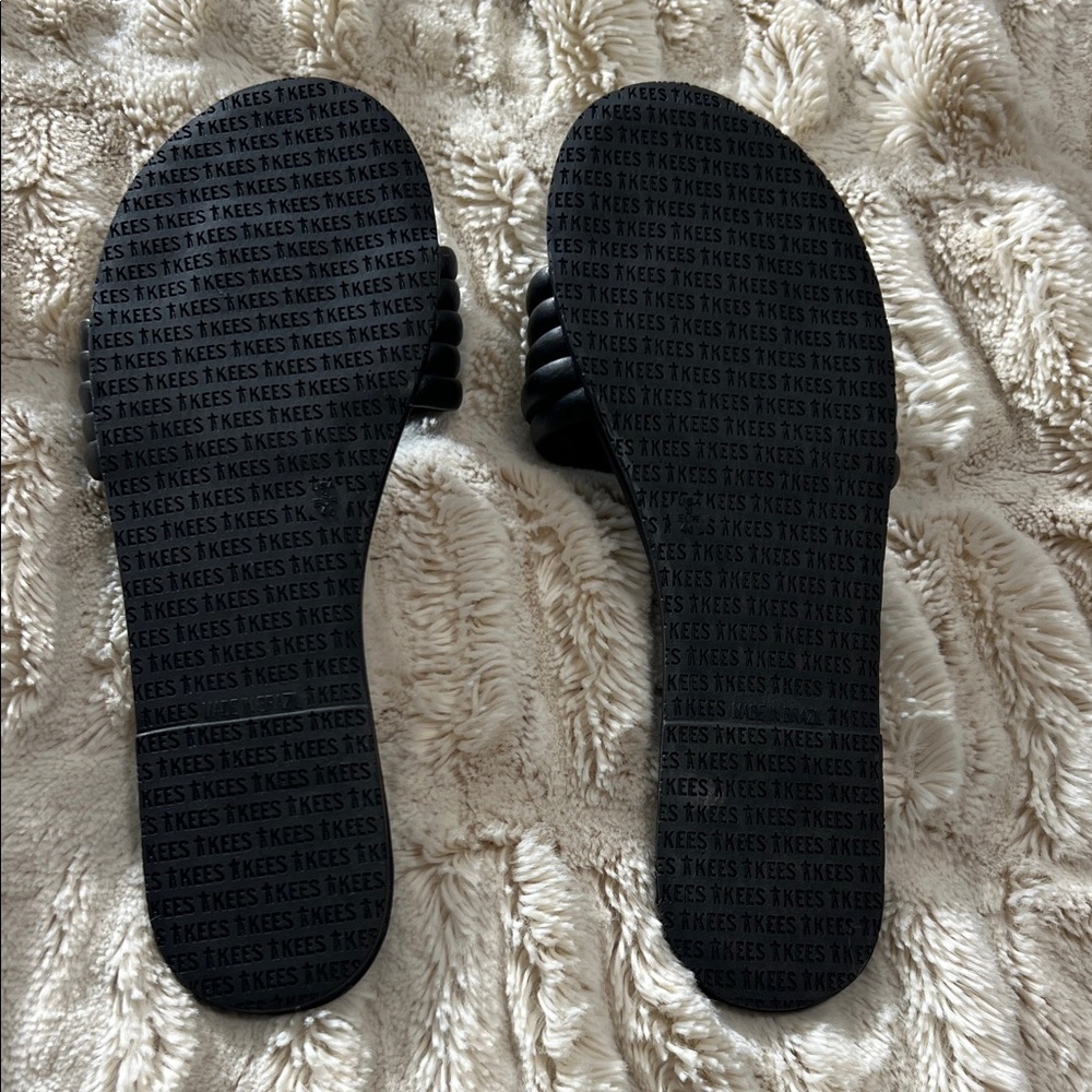 TKEES Black Slide Sandals - Picture 3 of 3